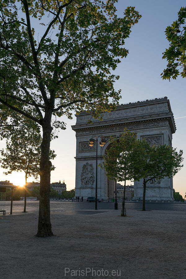 Acr-de-Triomphe-Sunrise